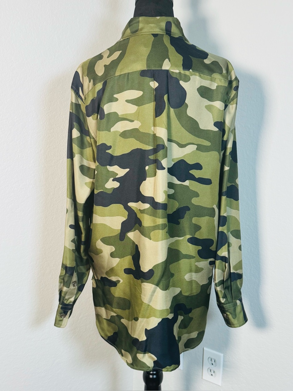NWOT Polo Ralph Lauren 100% Silk Green Camo Button-Up Shirt Size 10 - Picture 4 of 8